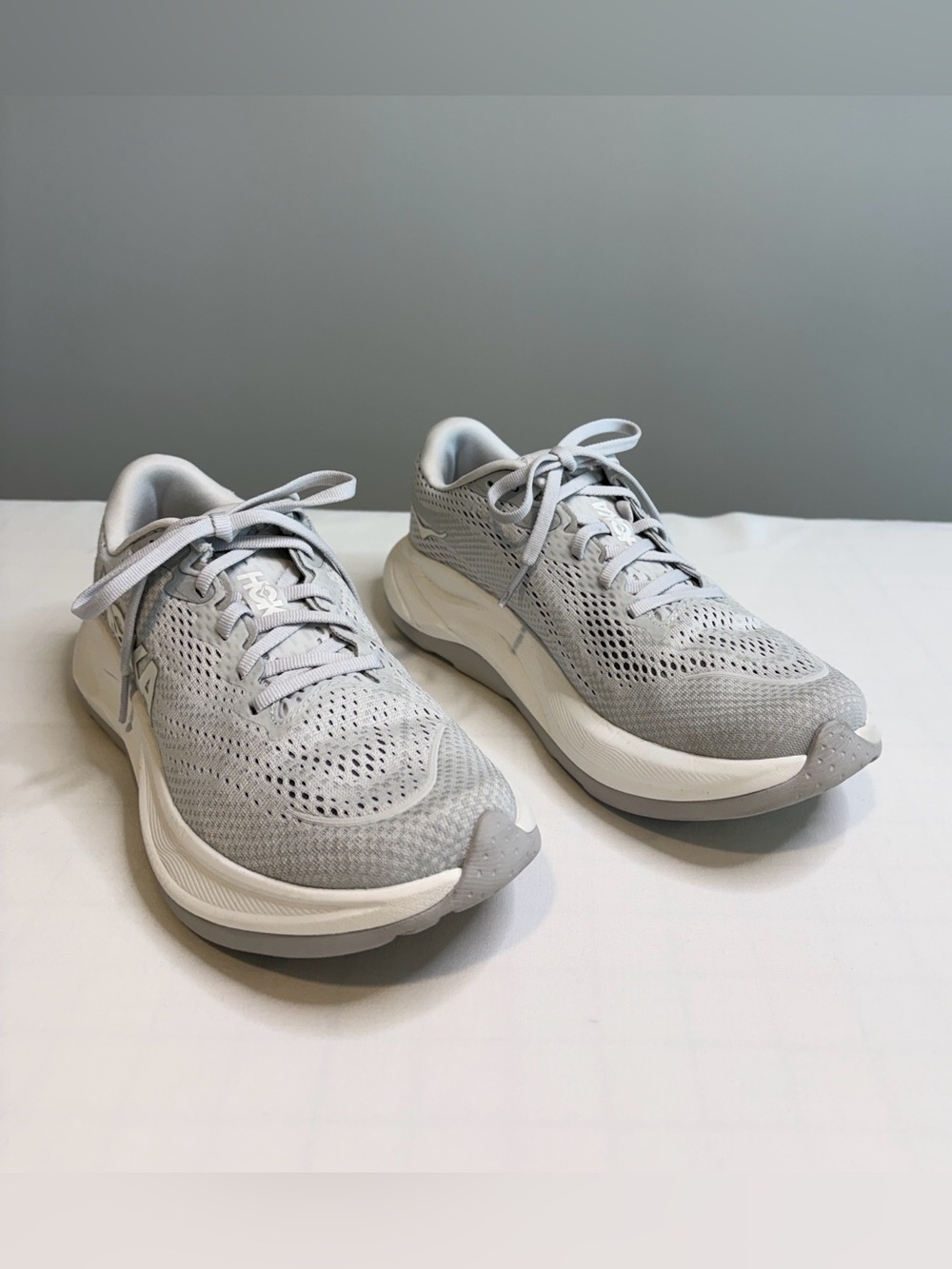 HOKA | Rincon 4 Women's Light Gray Running Shoes